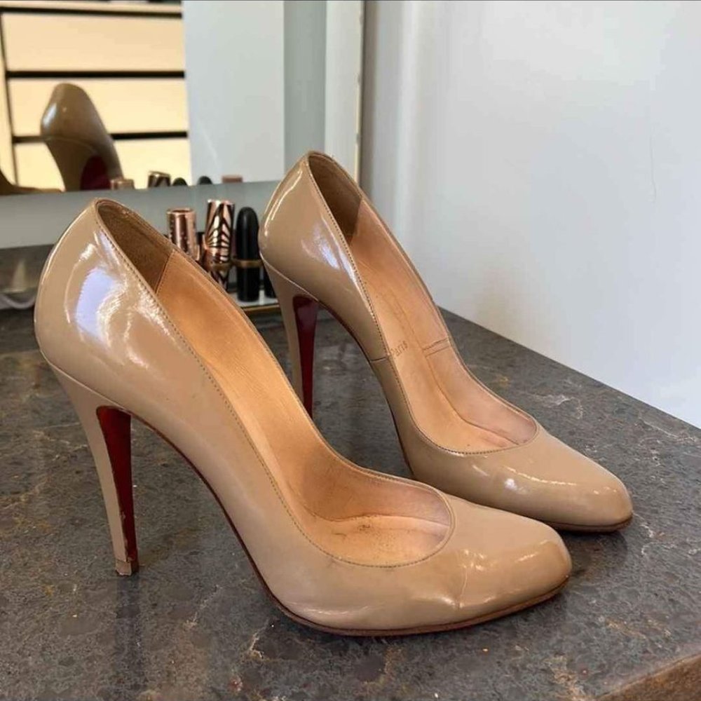 Christian Louboutin pumps size 40